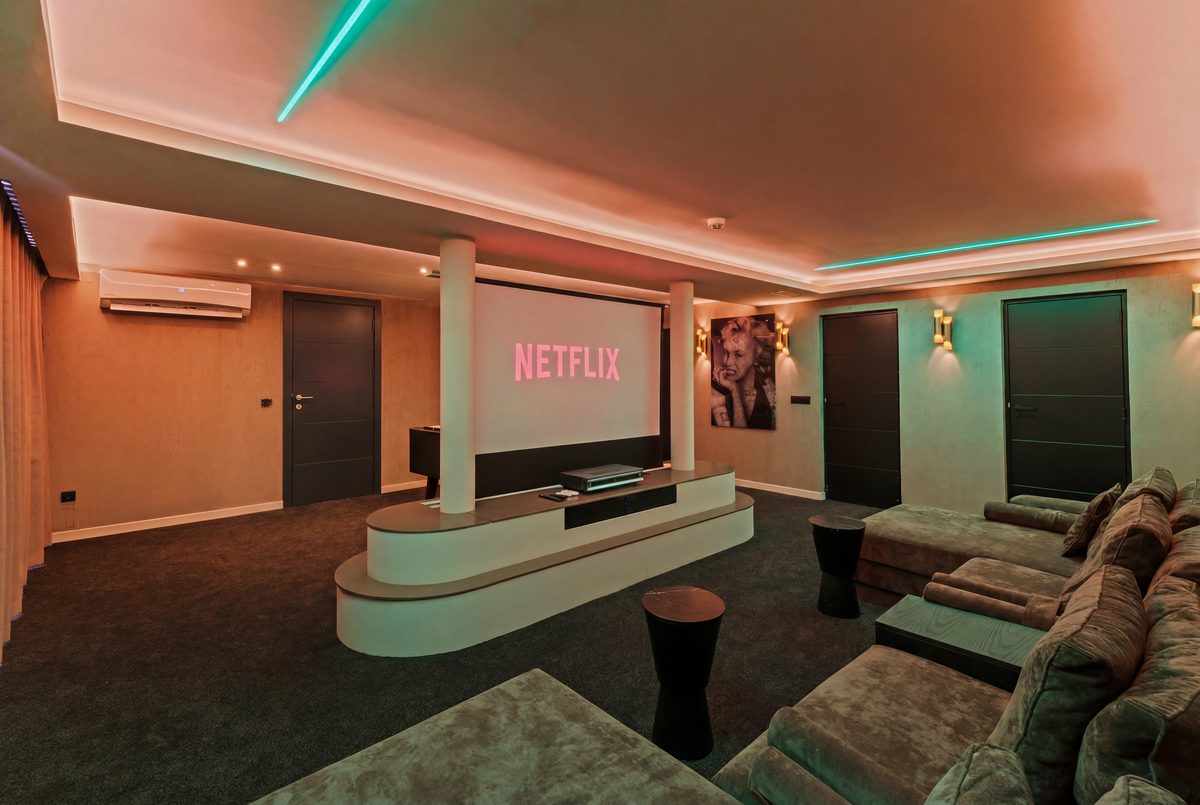 Private cinema & entertainment (2 van 4) — Lazy Jane Curaçao
