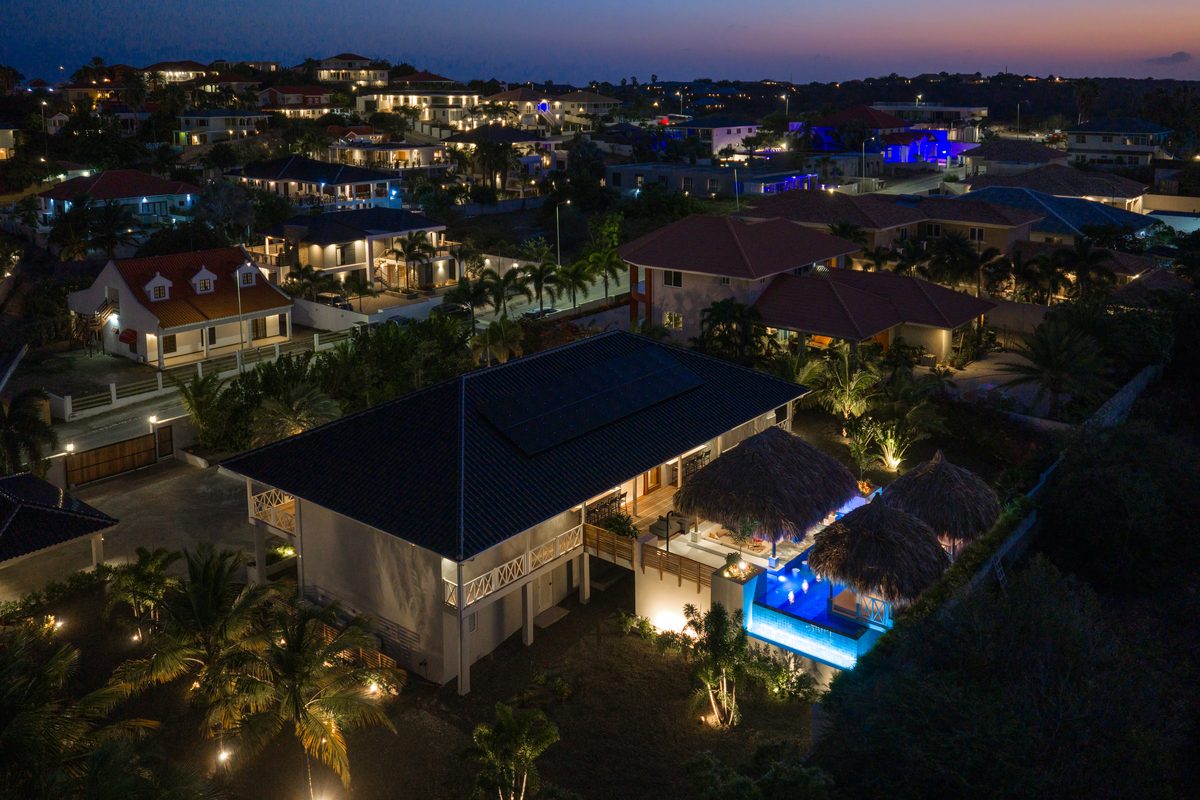 Overzicht villa & tuin (6 van 9) — Lazy Jane Curaçao