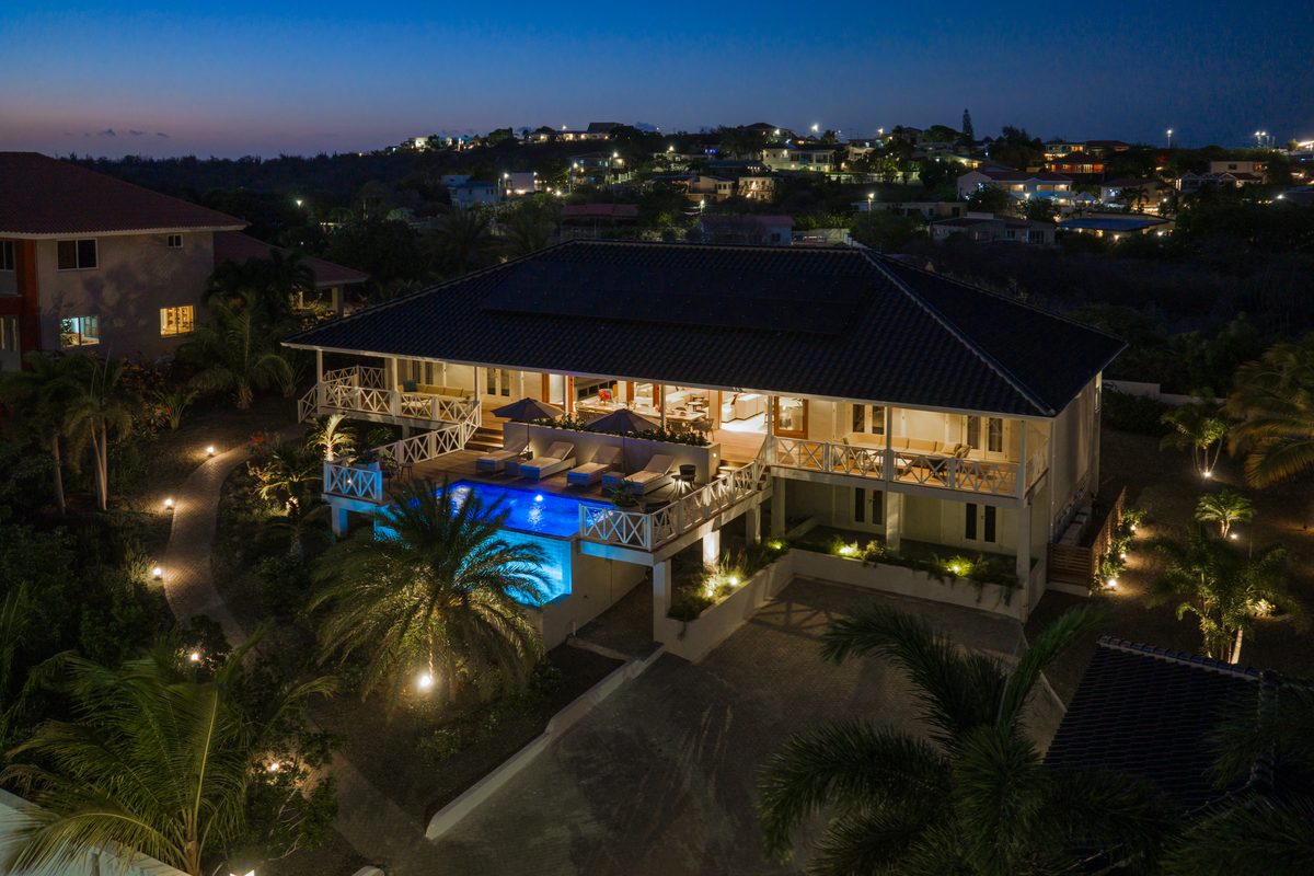 Overzicht villa & tuin (8 van 9) — Lazy Jane Curaçao